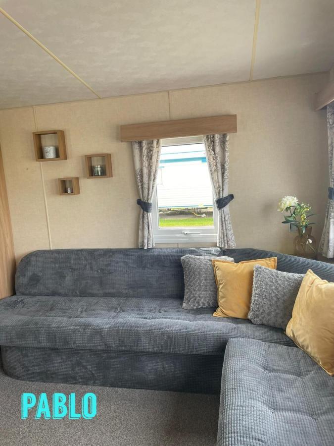 Towyn Six Berth En Suite Caravan Rhyl Esterno foto